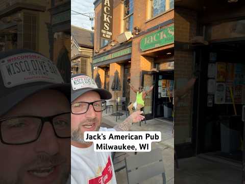 Jack’s American Pub in Milwaukee, WI #vlog #review #milwaukee #wisconsin #travel