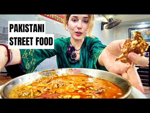 I Tried All the Best Street Food in Lahore 🇵🇰